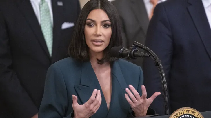 Wij spraken Kim Kardashian over haar nieuwe missie: gevangenen een tweede kans geven