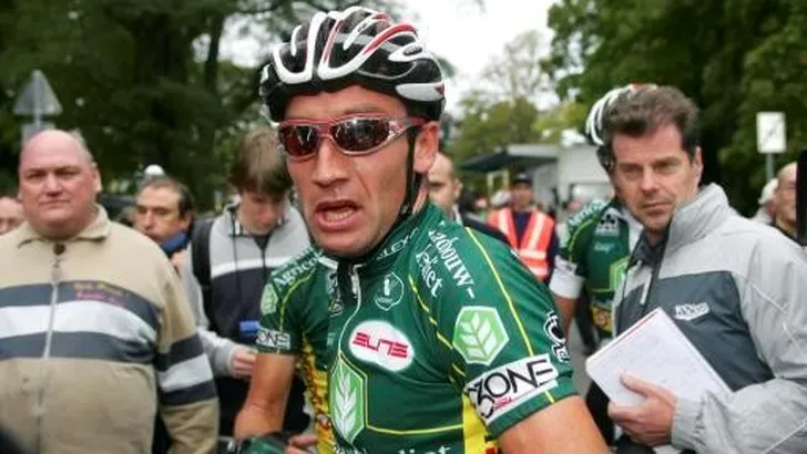 Knieperikelen houden De Waele buiten koers