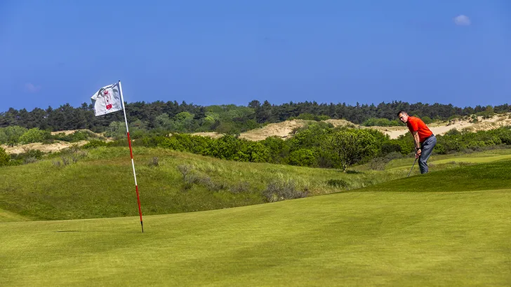 Masterclass linksgolf: heuvel op, heuvel af