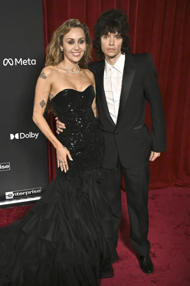 Miley met haar verloofde Maxx