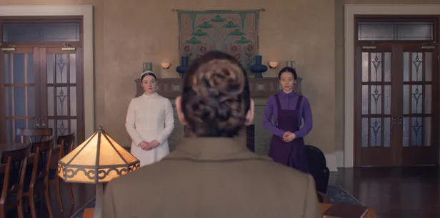 The Testaments is de opvolger van The Handmaid’s Tale en speelt zich af in het Gilead waarin vrouwen weer vruchtbaar zijn.