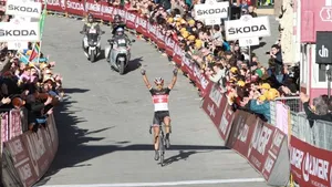 Krijgt Fabian Cancellara 'eigen' strook in Strade Bianche?