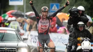 Olivier Kaisen pakt winst in GP Knetemann