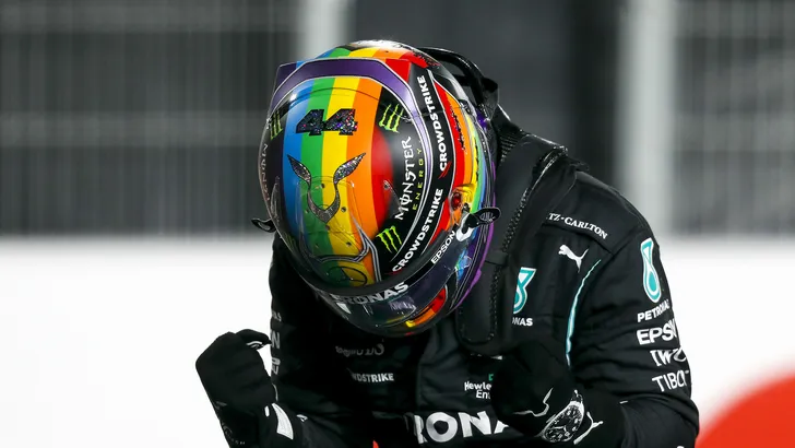 Wolff: 'Lewis Hamilton heeft superkrachten'