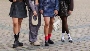 Deze chique schoenen raken volgens Franse vrouwen nooit uit de mode