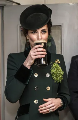 Kate nam het ervan tijdens St. Patrick's Day 2017