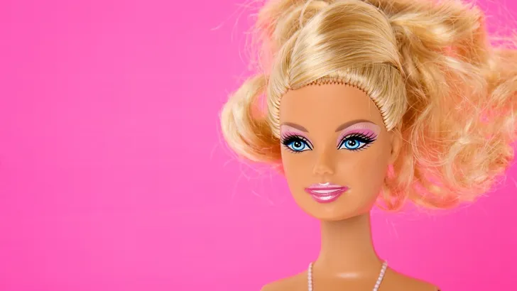 Het fictieve huis van Barbie is 16 miljoen dollar waard (en meer gekke facts over de modepop)