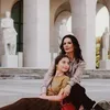 Catherine Zeta Jones schittert samen met dochter in Fendi-campagne
