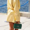 'Euro Summer' essentials: dit draag je van strand tot stad | Elegance