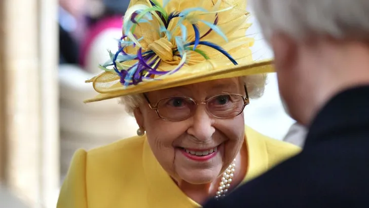 Queen en prinses Eugenie al in paasstemming!