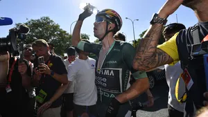 Van Aert verliest in Vuelta