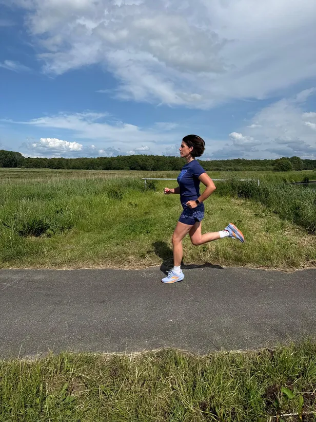 Annelies tijdens het hardlopen 