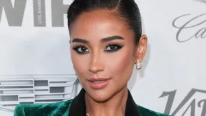 Shay mitchell