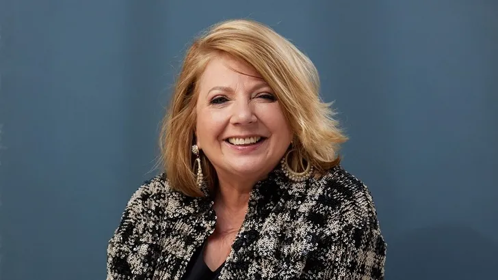 Loretta Schrijver keert vandaag terug in Koffietijd! 