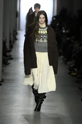 Onitsuka Tiger tijdens Milan Fashion Week A/W 2025