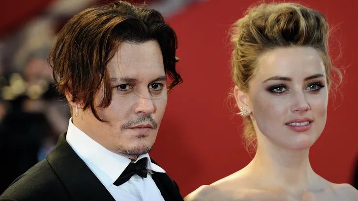Advocaten Johnny Depp doen schokkende onthulling over Amber Heard
