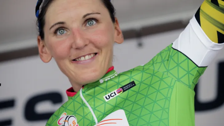 Brennauer sprint naar winst in Boels Ladies Tour, Van Vleuten blijft leidster