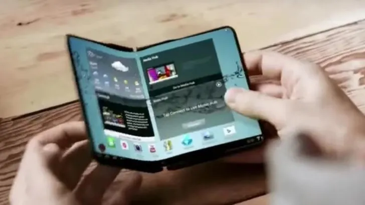 ZIEN: de opvouwbare telefoon van Samsung (die volgende maand al uitkomt!)