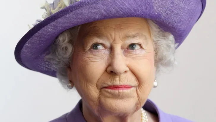 Lief: kleuter nodigt Queen uit én krijgt antwoord 
