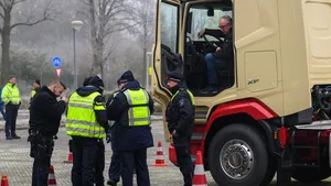 Snoeiharde regel in populair vakantieland: ben je 68-plus? Dan is dit voertuig nu verboden terrein