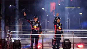 Verstappen fakkelt Las Vegas af: '99% show, 1% sport, je lijkt wel een clown'