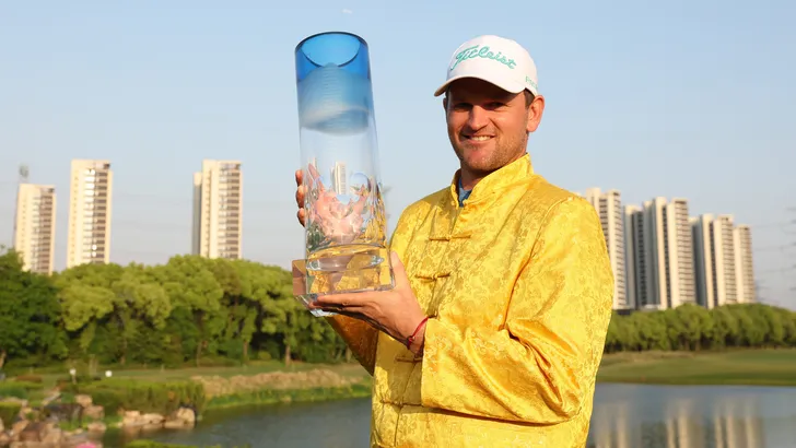 Wiesberger wint, weer top-10 Van Driel