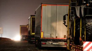 Politie start klopjacht op vrachtwagens en bussen: massale controles in heel Europa zijn begonnen