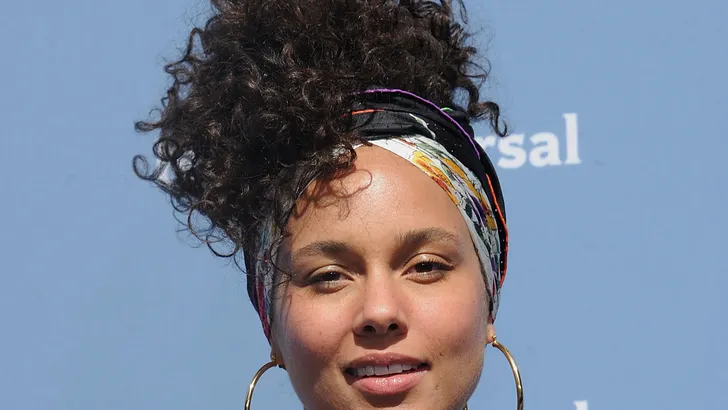 Alicia Keys zonder make-up is niet wat het lijkt