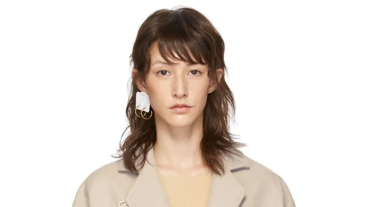 Huh, dragen we nu ook al verpakkingen? 