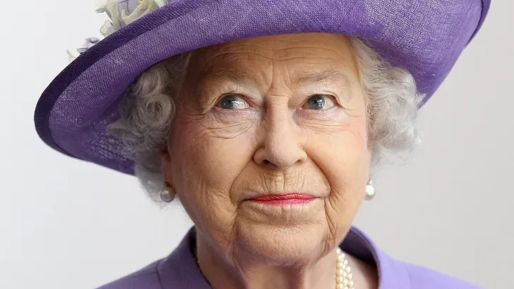 Queen grapt over haar nieuwe portret