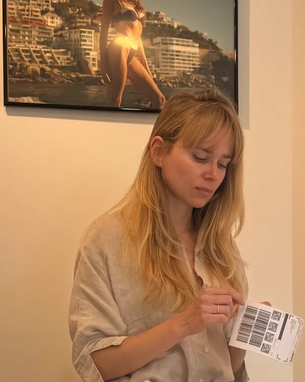 Stickers plakken voor verzenden 