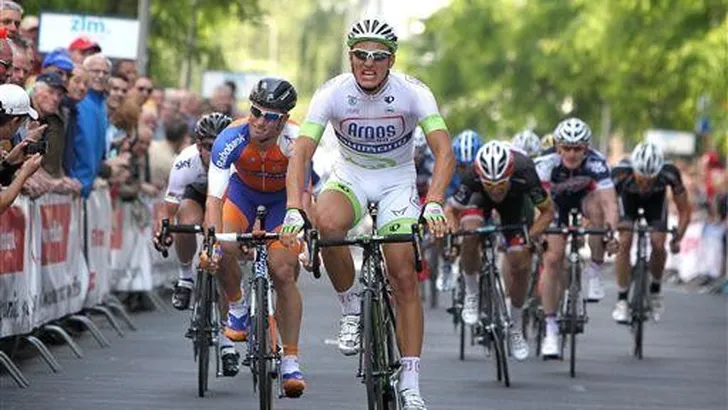 Kittel klopt Renshaw en Cavendish in ZLM Toer (video)