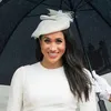 Zien: de favoriete hoedenmaker van Meghan Markle heeft nu ook hoofddeksels voor honden