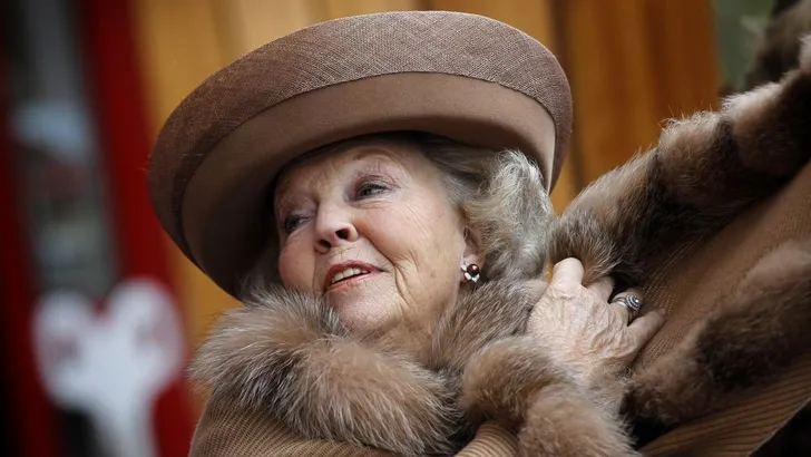Prinses Beatrix wéér genomineerd voor Dom Bontje