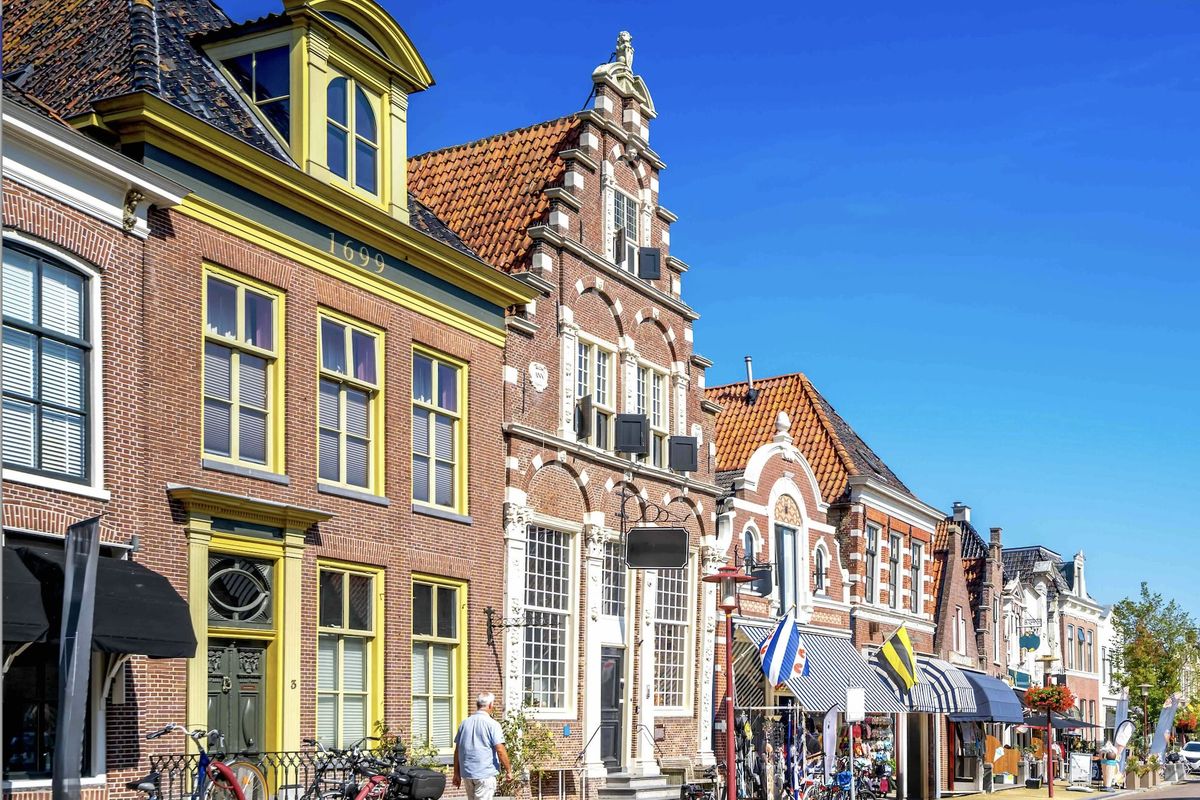 Dit Friese stadje aan het IJsselmeer is veel leuker dan je denkt
