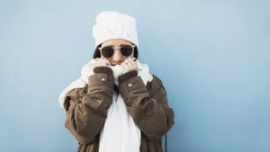 Dit is waarom vrouwen het eerder koud hebben dan mannen