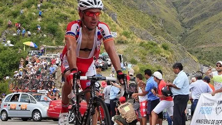 Rodriguez wint bergop in Ronde van Oman (video)