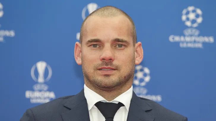 Sneijder over ontslag Overmars: ‘Ze mogen mij wel benaderen’