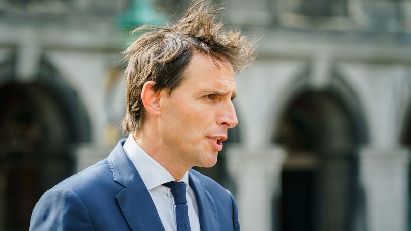 Wopke Hoekstra Betrapt: Minister Had Aandelen In Belastingparadijs ...