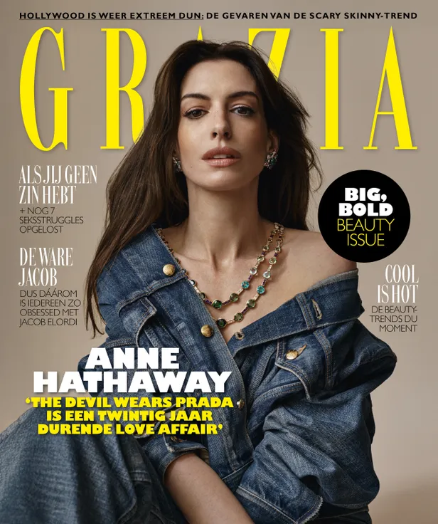 Anne Hathaway op de cover van op de cover van Grazia's Beauty Issue