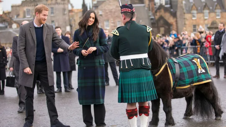 Blokjesgeest: de Windsors en hun Schotse ruitjes