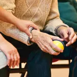 Werven in de zorg: tussen personeelstekort en positionering
