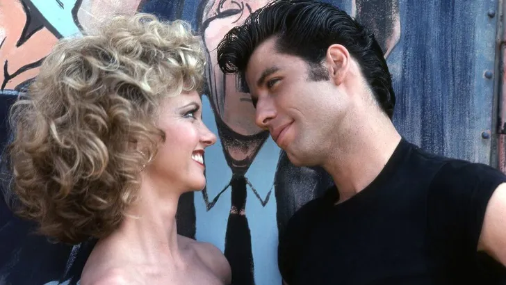 GREASE (1978) - JOHN TRAVOLTA  - OLIVIA NEWTON-JOHN.