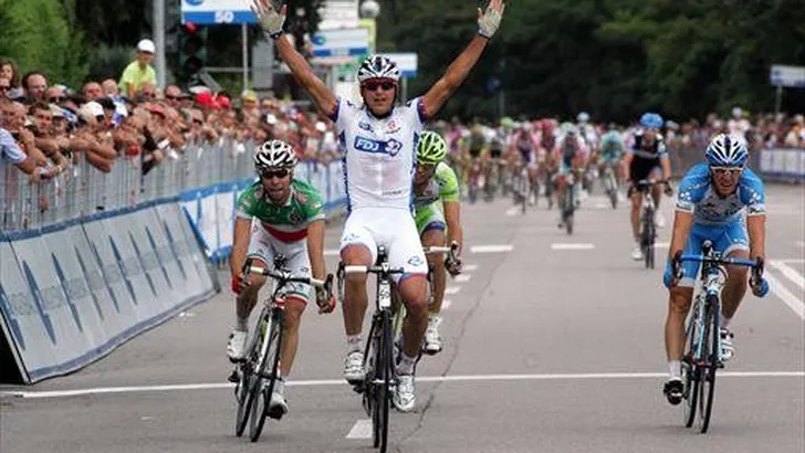 Hutarovych pakt tweede ritzege in Tour de l'Ain