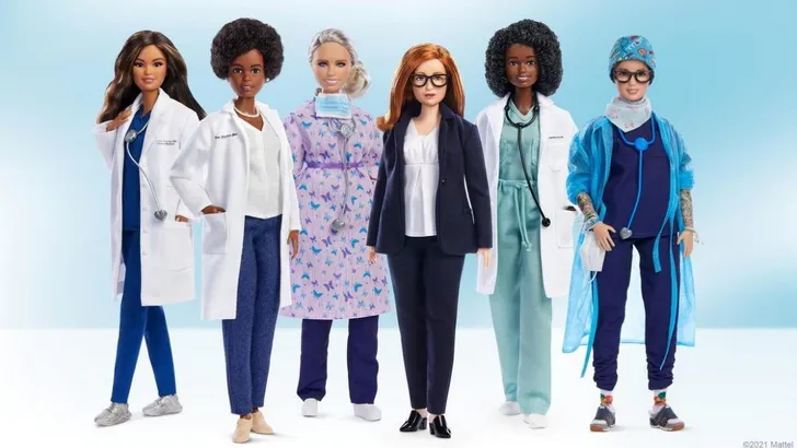 Mattel eert Covid-19 helden met een eigen Barbie
