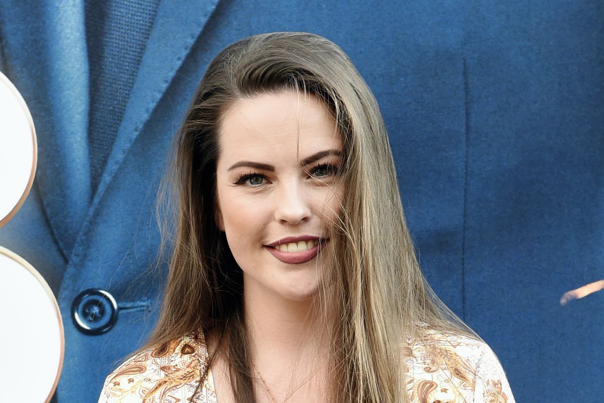 Robin Martens reageert opnieuw op mishandeling agent: 'Het vreet aan je' |  Grazia