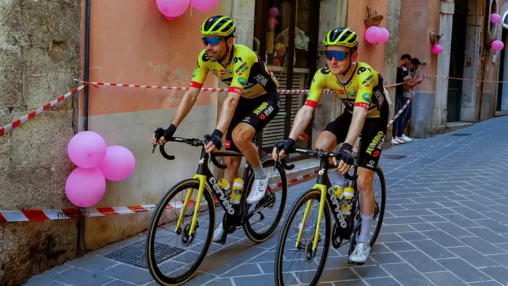 Giro dÕItalia 2022 stage 9
