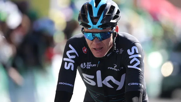 Chris Froome kampt met 'rugproblemen'