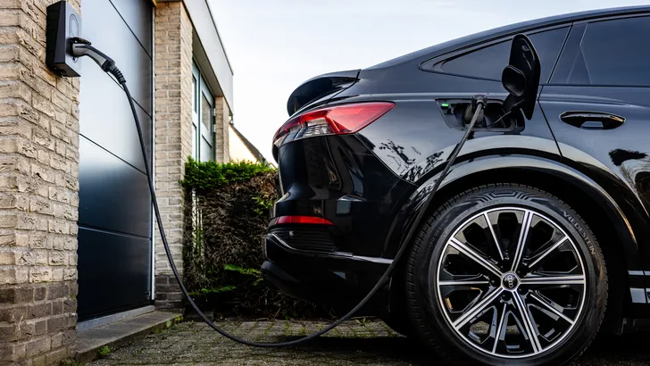 Veel EV-rijders weten niet dat dit vaak de goedkoopste dag is om op te laden