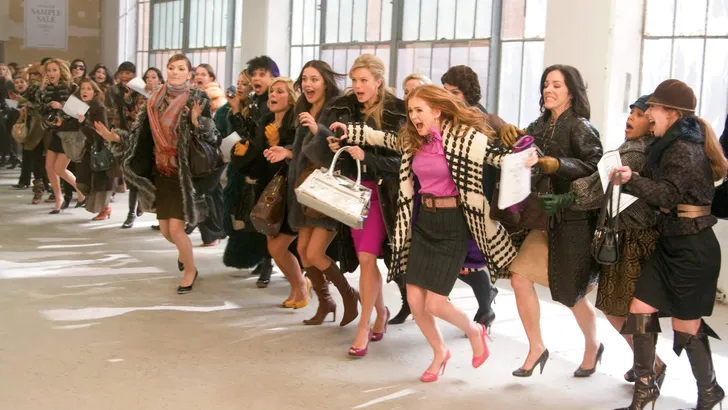 CONFESSIONS OF A SHOPAHOLIC (2009) - ISLA FISHER.